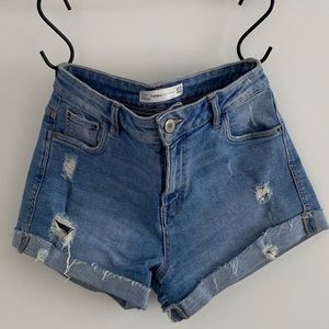 Zara Demin Distressed shorts | Size 4